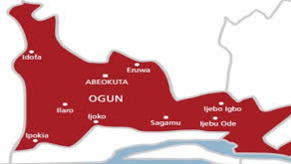 4 dead as car plunges into Ososa River in Ogun
